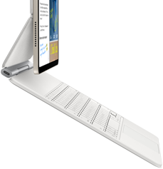 iPad Air fastgjort på Magic Keyboard