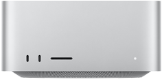 Sølvfarvet Mac Studio vist forfra med to USB-C-porte, SDXC-kortplads, statusindikatorlys, konisk bund, plan overside, afrundede sider og lige kanter og Mac Studio vist bagfra med perforeret aluminium til ventilation, fire Thunderbolt 5-porte, en Ethernet-port, et strømstik, to USB-A-porte, en HDMI-port, et jackstik til hovedtelefoner og en afbryderknap