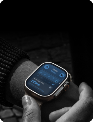 Person med Apple Watch Ultra 4 på håndleddet, dagens vitalparametre er "let afvigende"